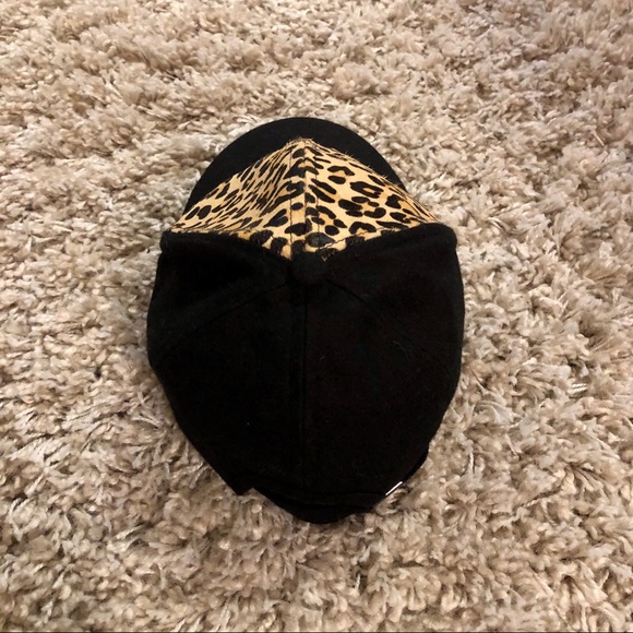 EXPRESS Cheetah Hat - Picture 4 of 5